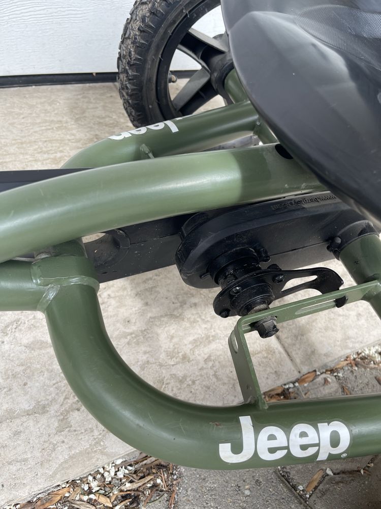 Детска кола с педали Berg Jeep Junior
