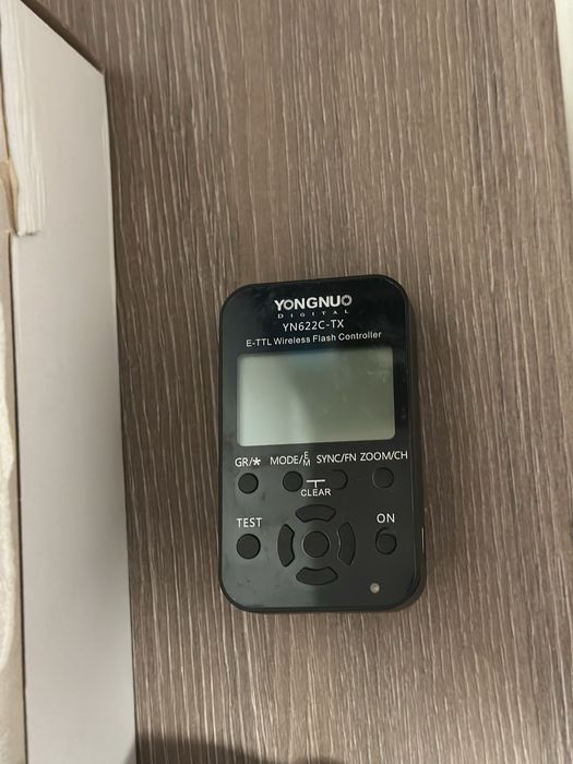 Светкавица Speedlite YN685