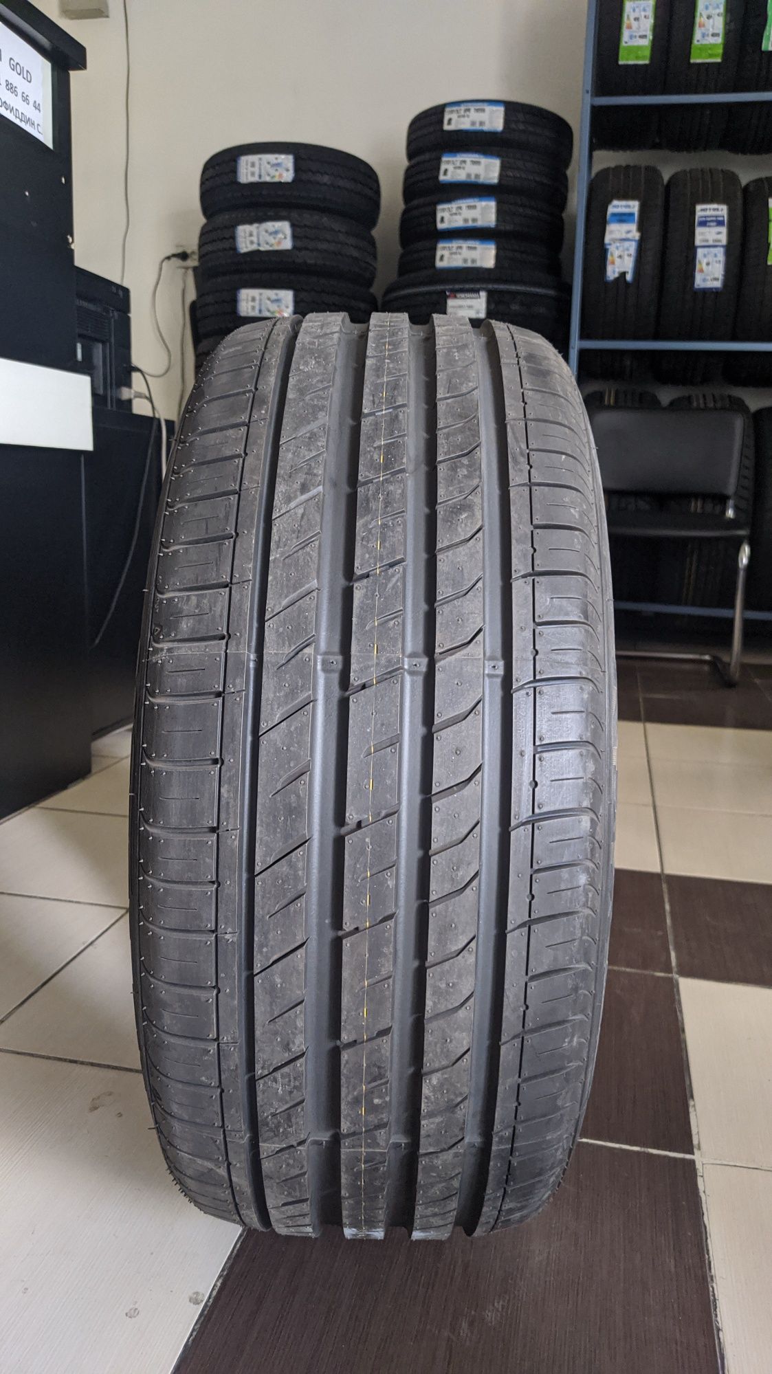 245/45R18 Nexen Korea