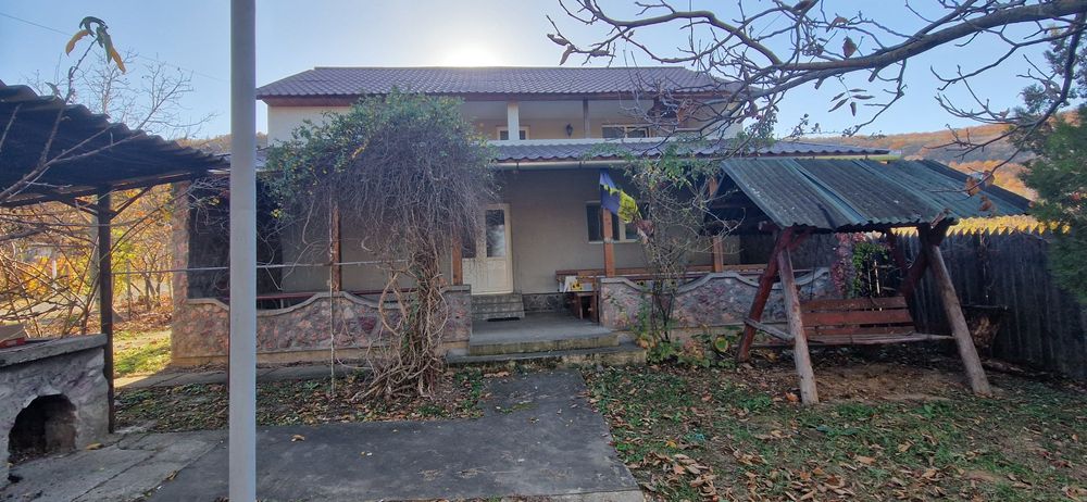 Cabană de vânzare,  dealul viilor, Ineu