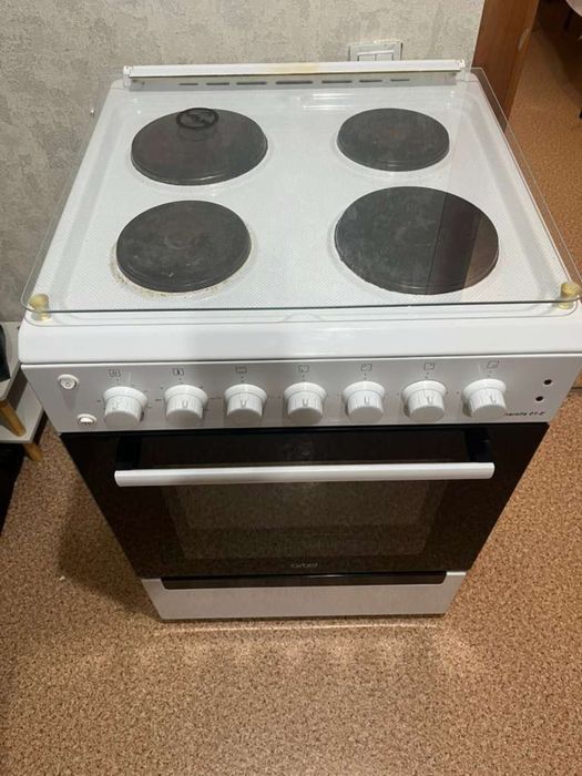 Продам электрическую плиту