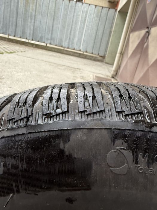 Продавам джанти с гуми 17”