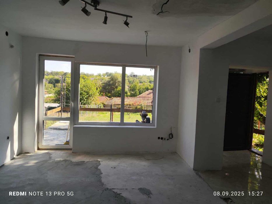 Продава се Къща в Търговище, Бряг - 75 кв.м за 884 €/кв.м - Снимка #4