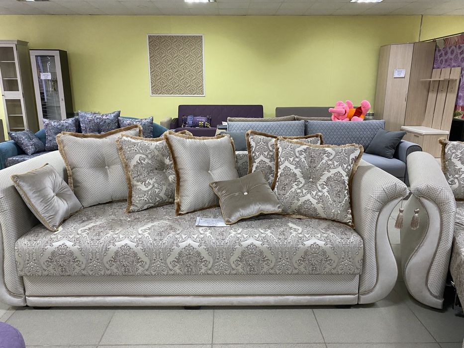 Продам диван отличного качества