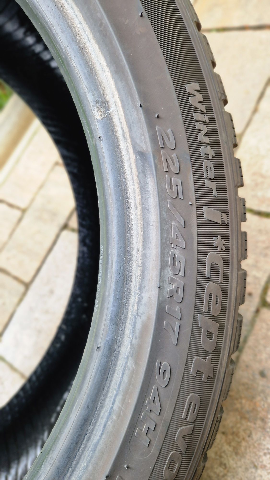 Anvelopa iarna 225 45 R 17 Hankook