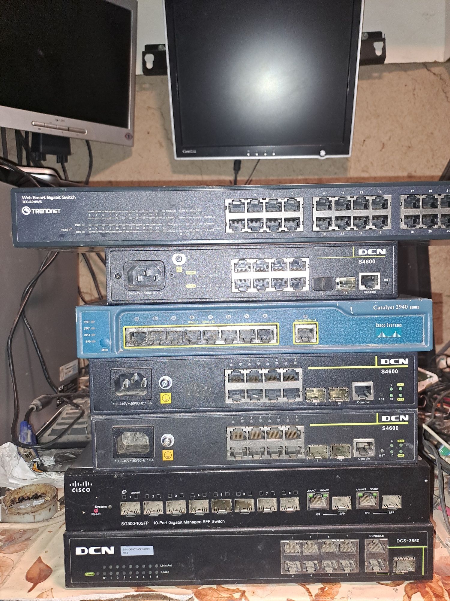 Sw dcn,Cisco, port 100/1000