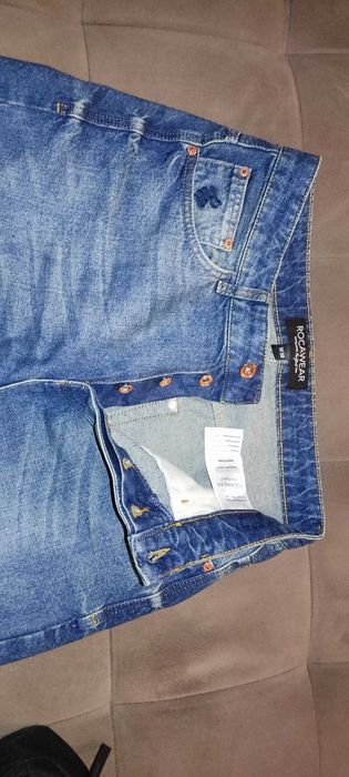 Продавам Rocawear дънки