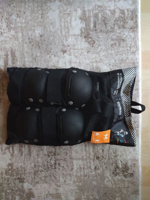 Протектори за китки, лакти и коленаю