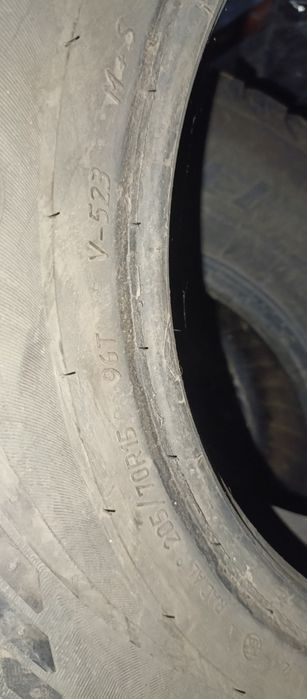 Шины зимние комплект