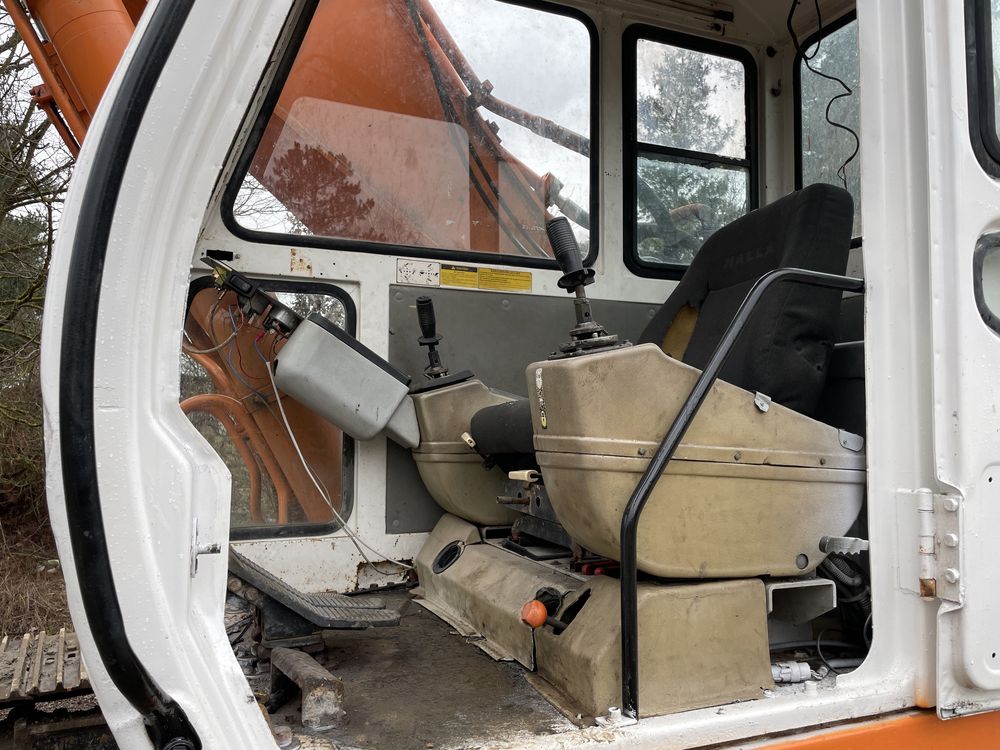 Excavator HALLA 35 tone instalatie picon/foarfeca