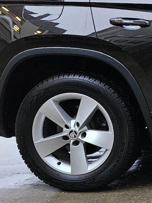 Джанти Skoda 17 5x112 с зимни гуми - 4 броя