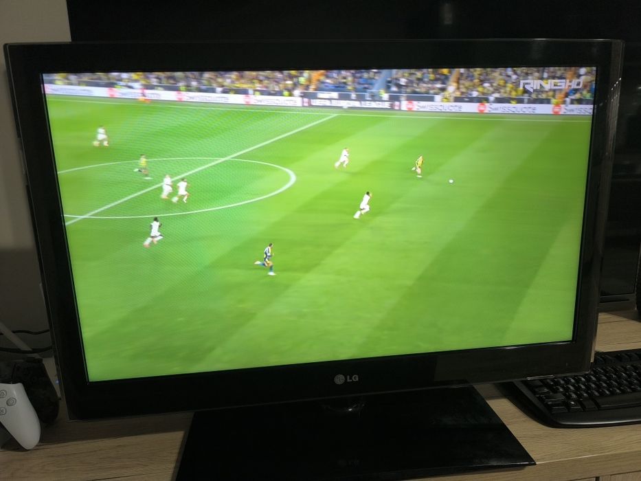 Телевизор LG 32 инча