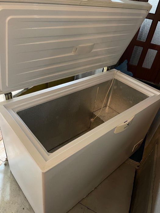 Lada Frigorifica Artic