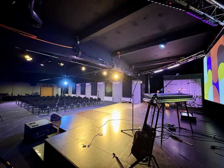 Inchiriez sala evenimente 300m2 zona Hyperion (Piata Unirii, Muncii)