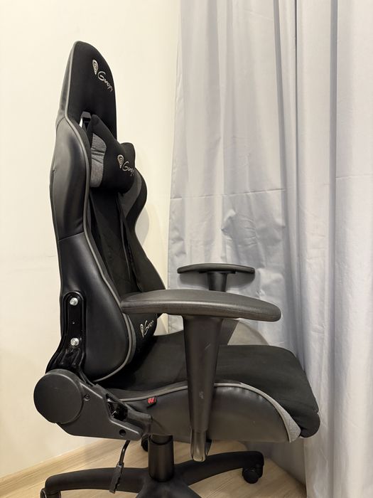 Scaun de Gaming Genesis Nitro 440 G2