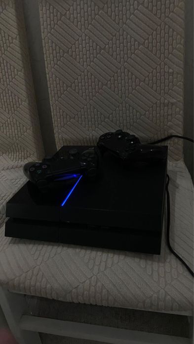 Ps4 в хорошем состоянии