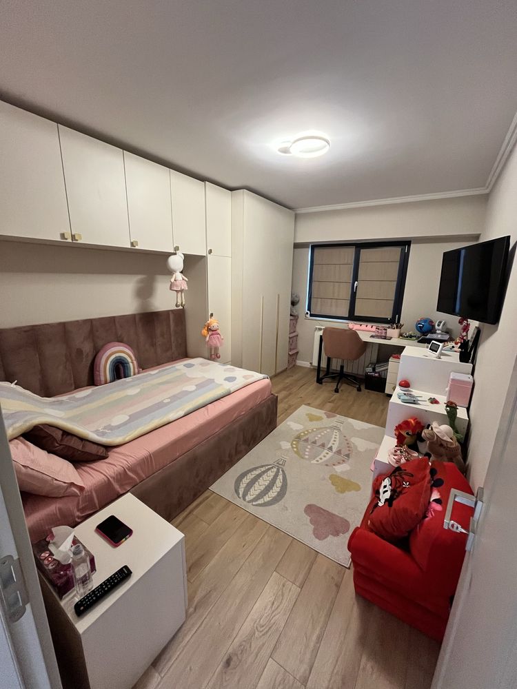 Vand apartament 3 camere