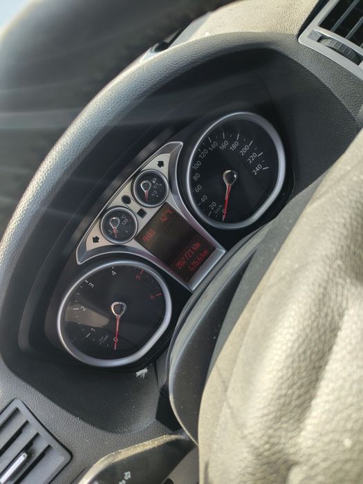 Dezmembrez Ford kuga 2.0 tdci euro 5 automat