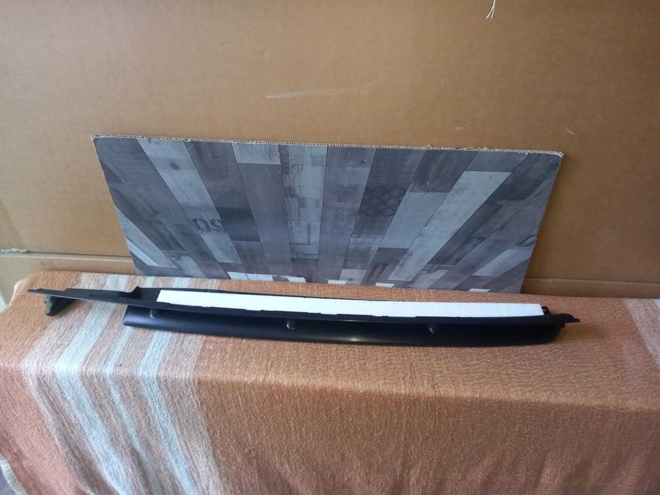 Difuzor bara spate BMW E36 Seria 3 1992-1997 pentru Bara M3 orig