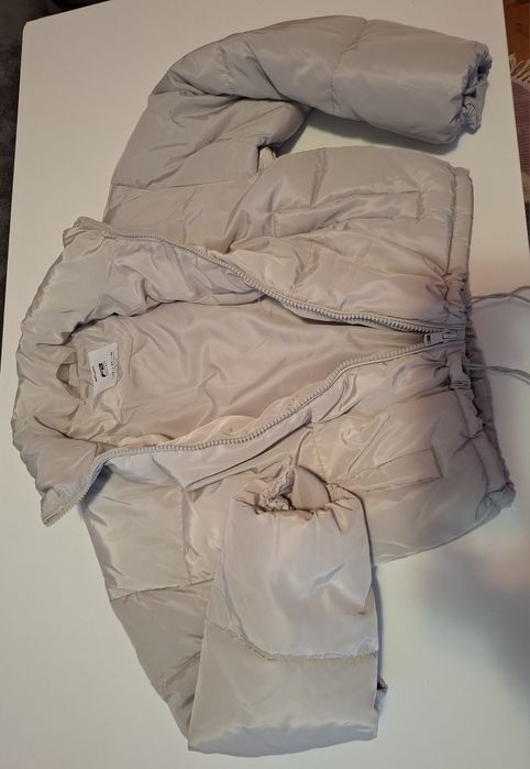 Дамско бежово яке