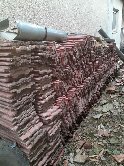 Vând Țigle ( Ciripuri ) din Ciment. 1100 buc.