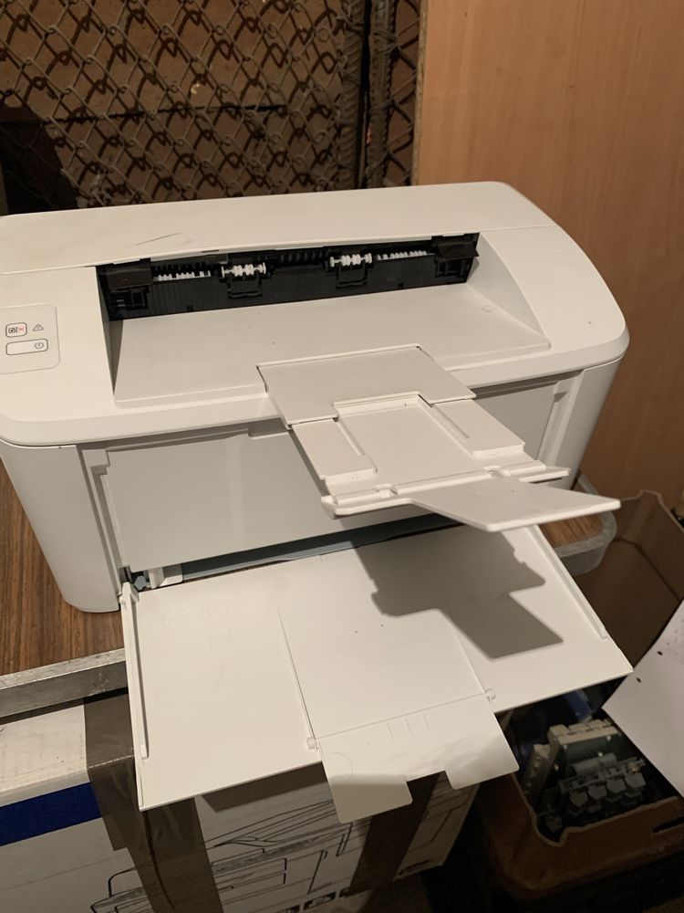 HP laser jet pro M28a si M15a