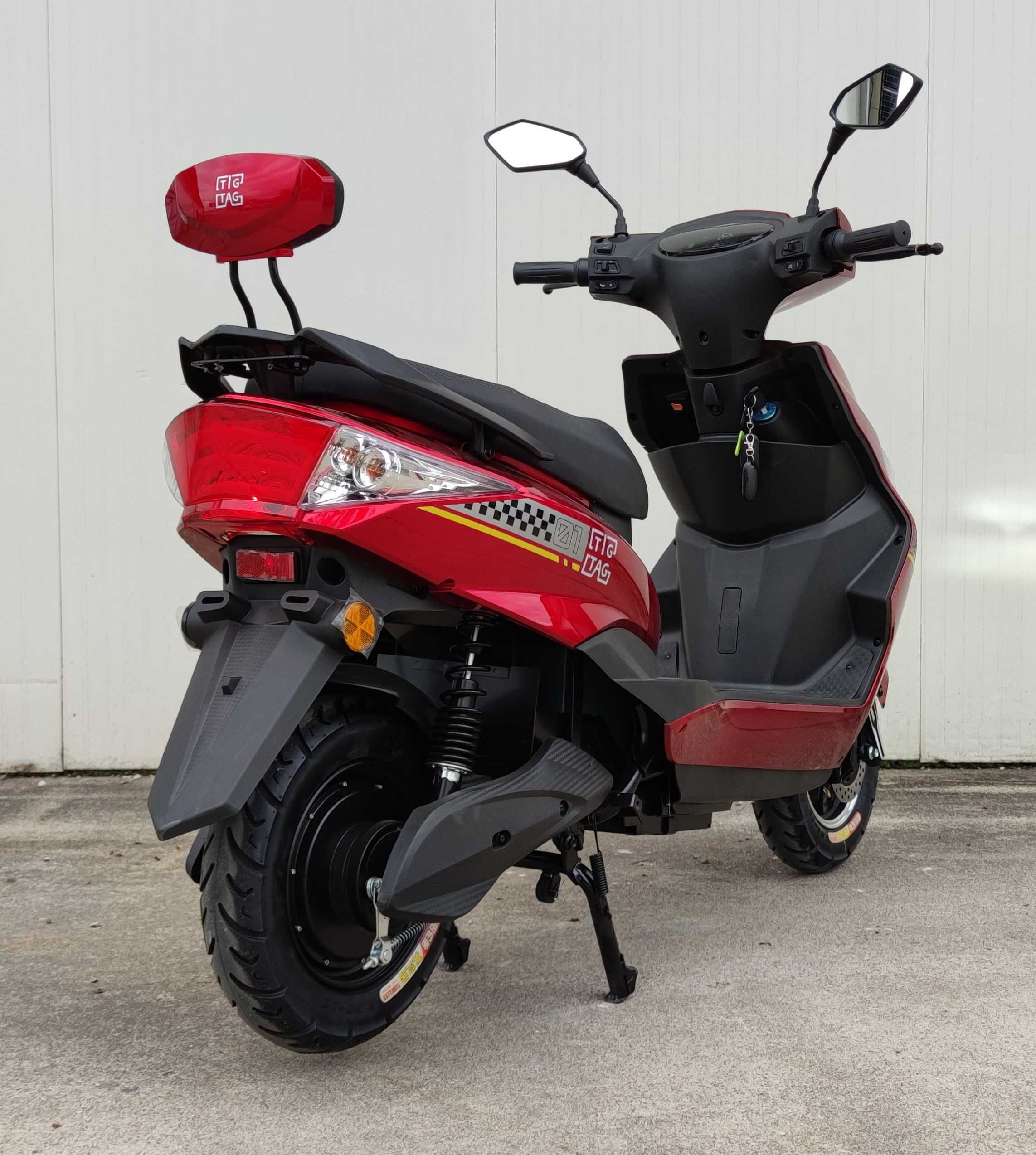 Електрически скутер EcoWay модел ZG-S 2000W винено червен