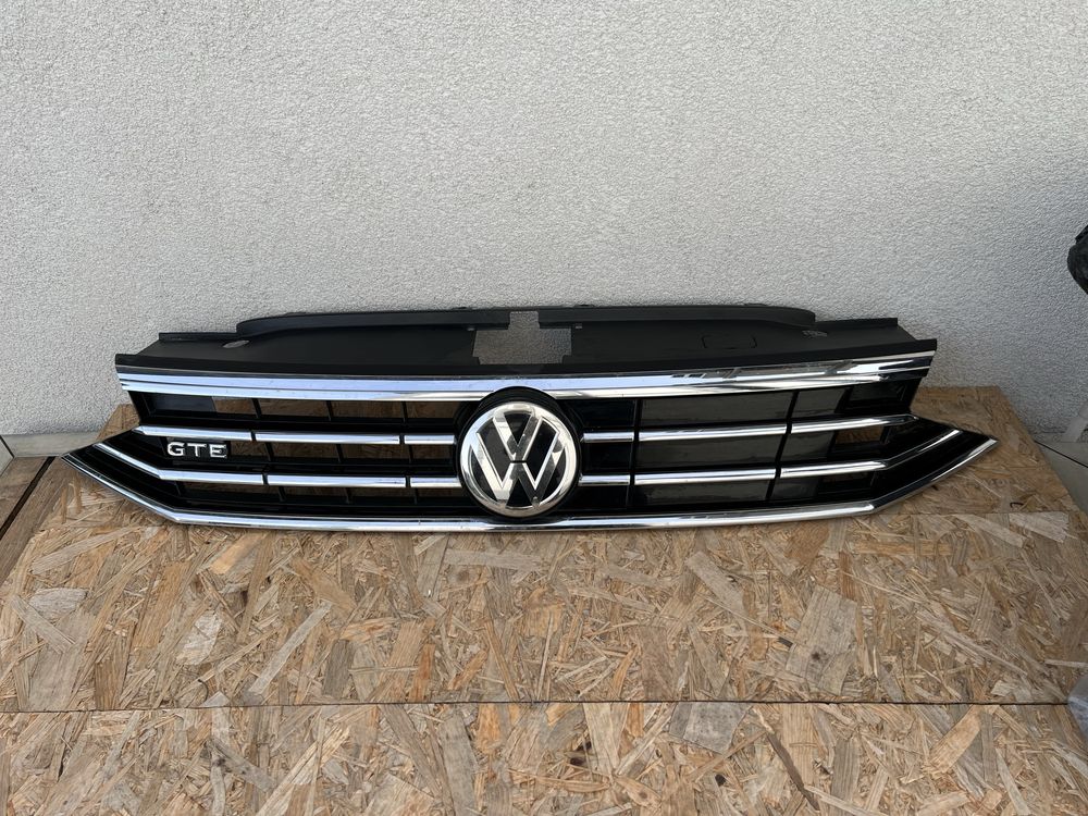 Grila masca fata VW Passat B8 GTE / R-Line Originala