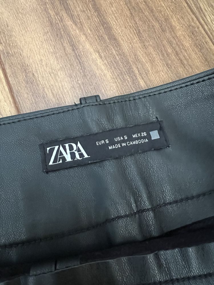Пола/панталон Zara