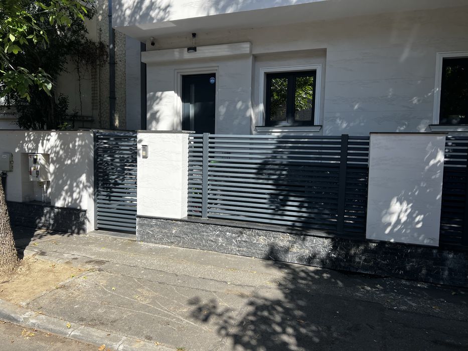 Poarta culisanta pe role sau batanta 5000x1800