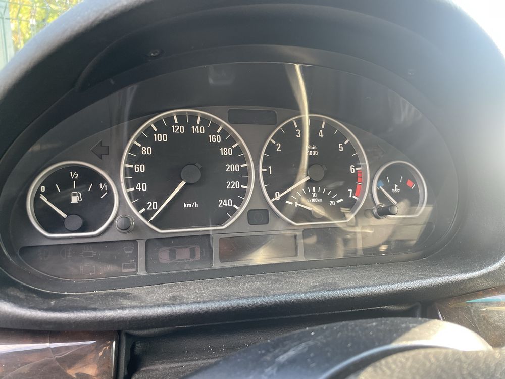 BMW E46 318 i НА ЧАСТИ 118к.с - 87 kw