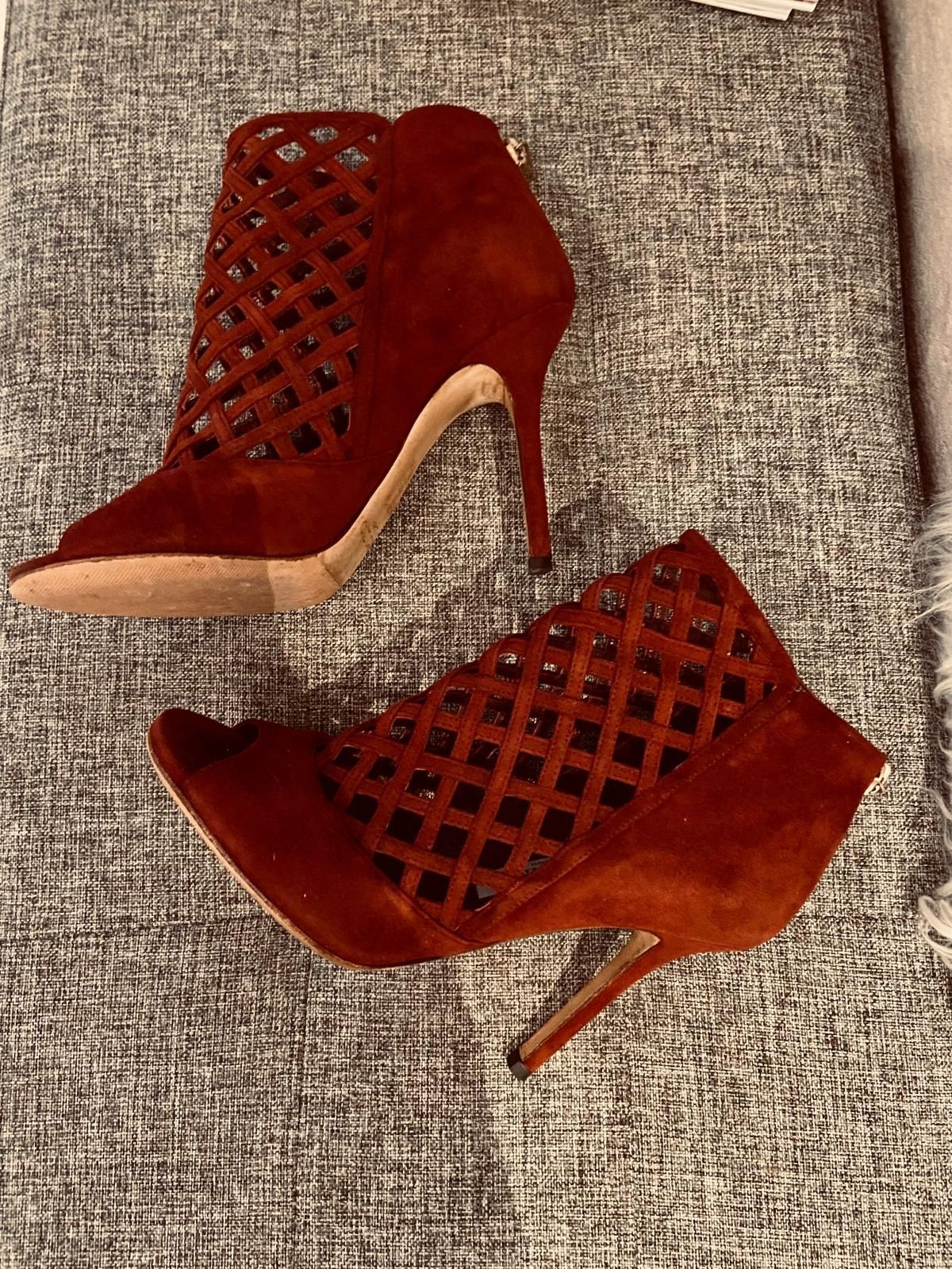 Отворени боти на висок ток  от набук бургунди Jimmy Choo 36,5