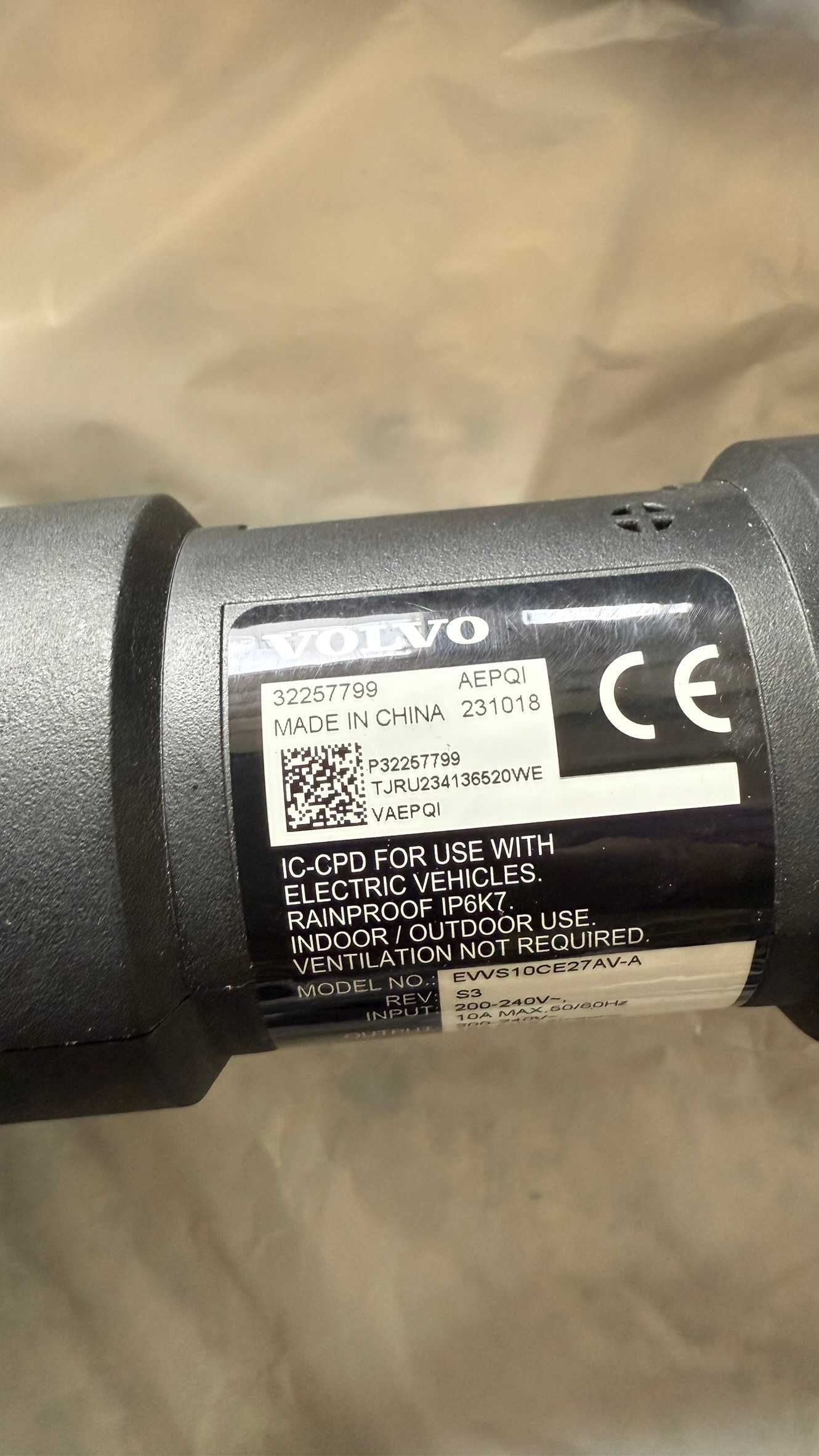 incarcator statie incarcare Volvo Lynk Co originale 10A casnica  220V