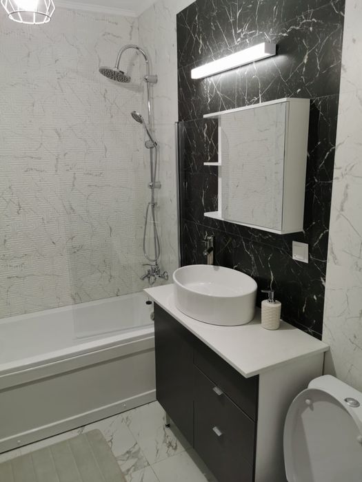 Inchiriez Apartamente