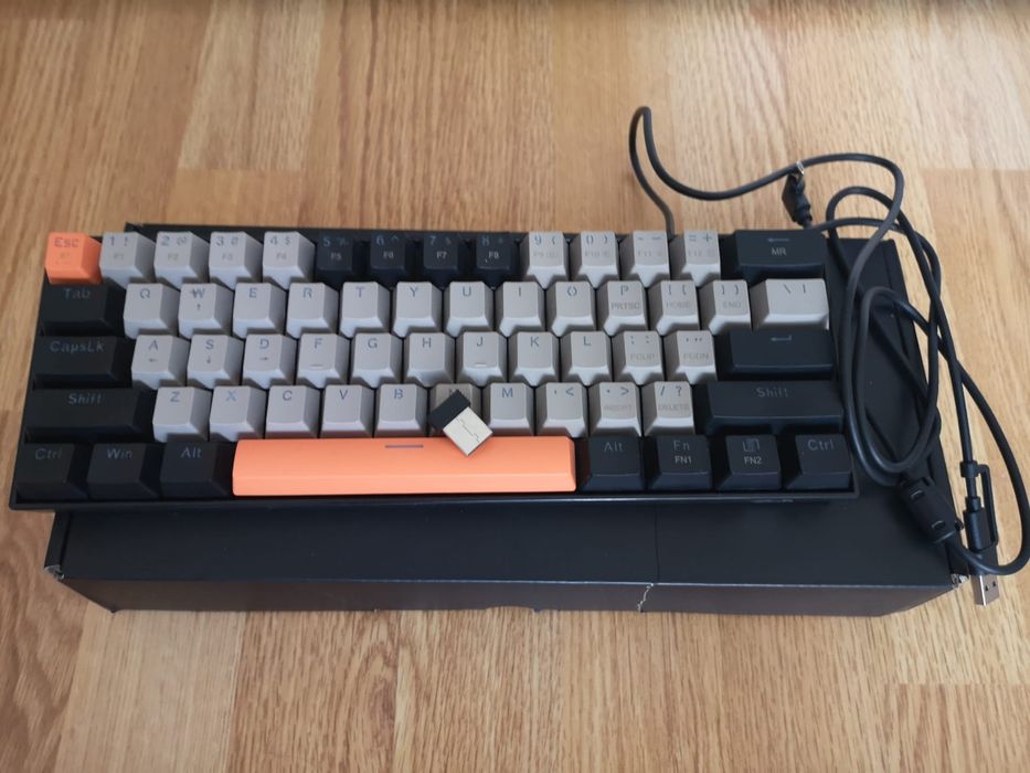 Tastatura mecanica gaming Redragon Draconic TKL PRO K530 RGB