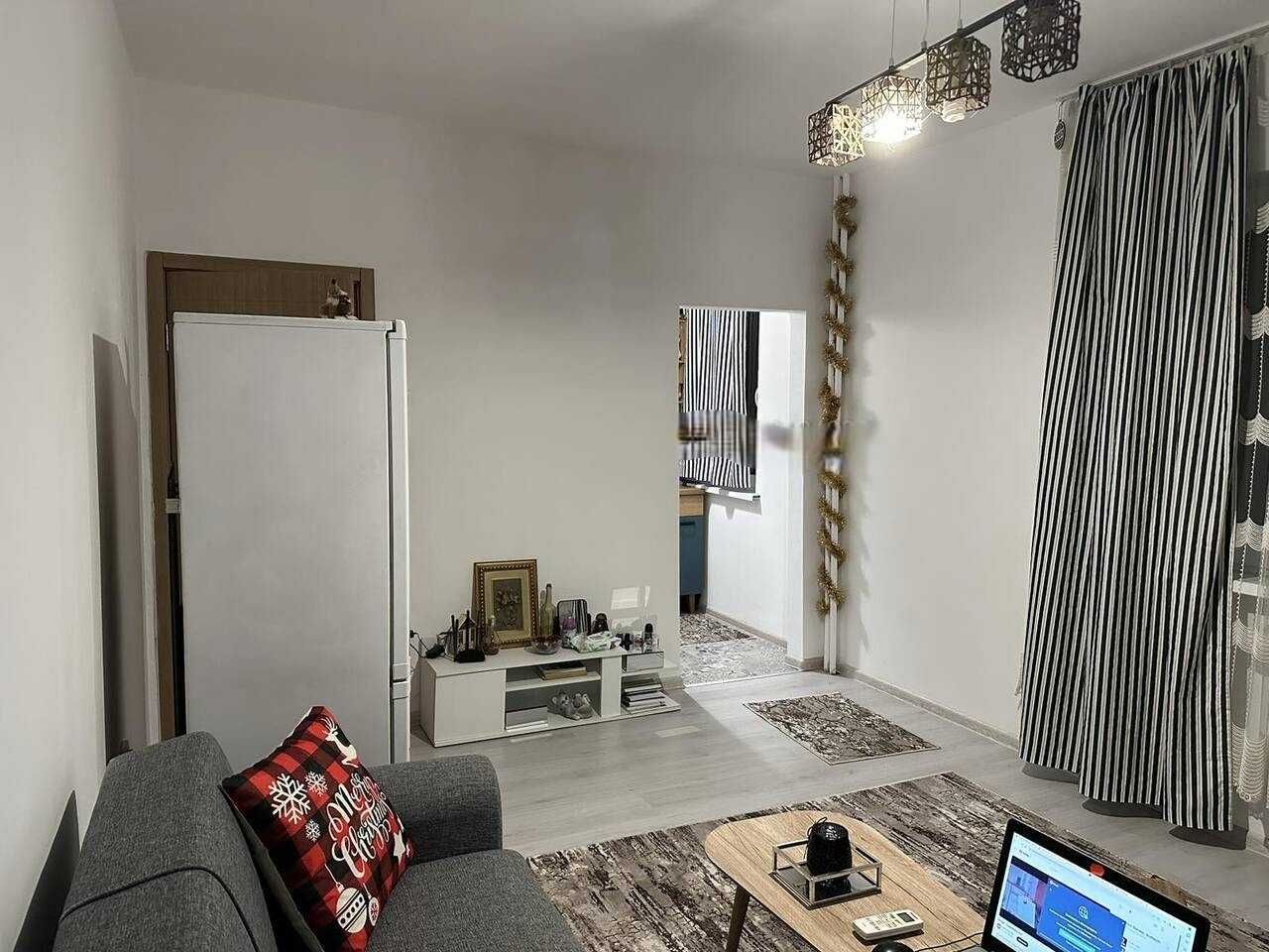 Продава се Едностаен апартамент в Пловдив, Център - 40 кв.м за 2088 €/кв.м - Снимка #1