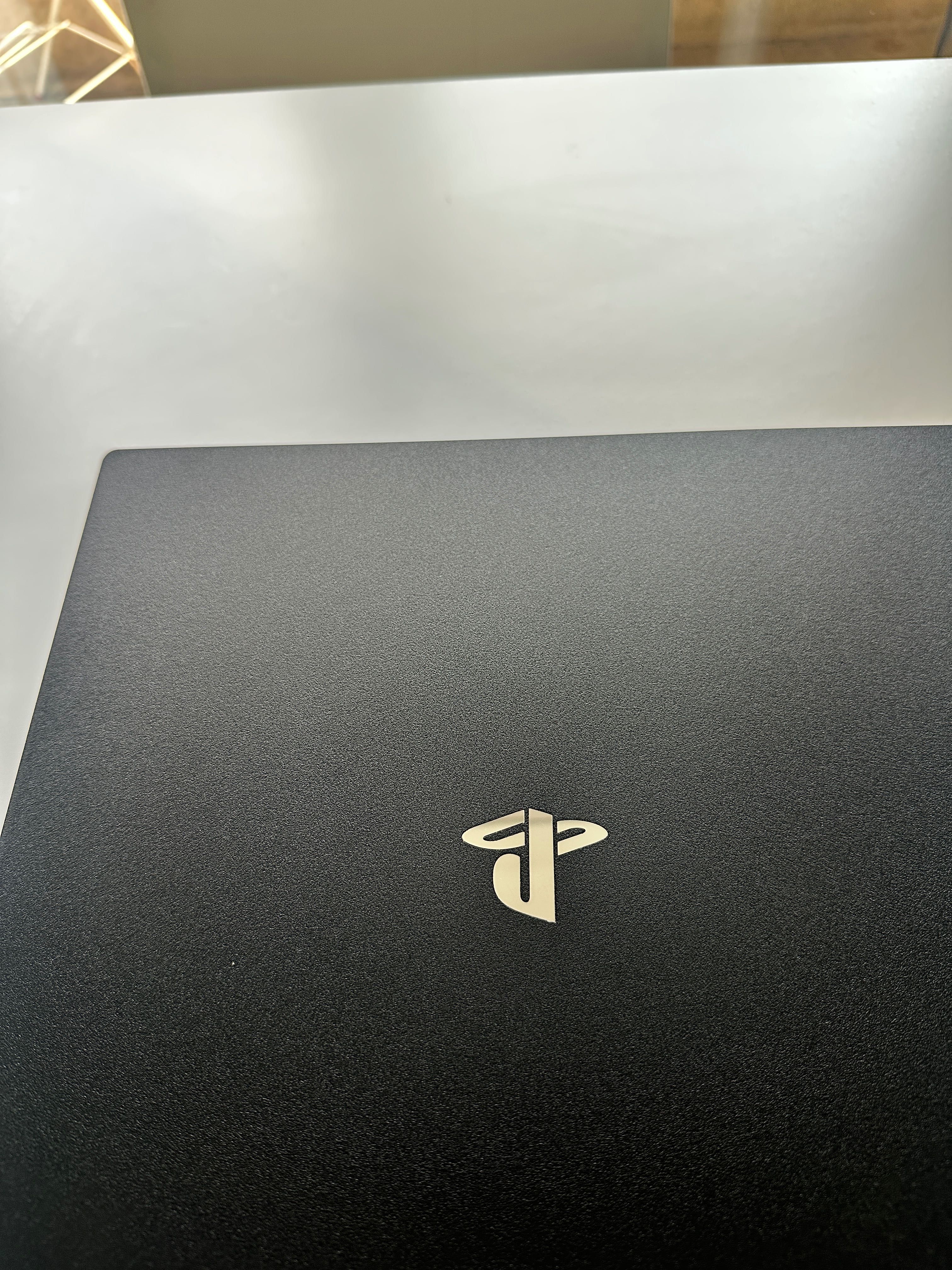 PlayStation 4 PRO 1 TB