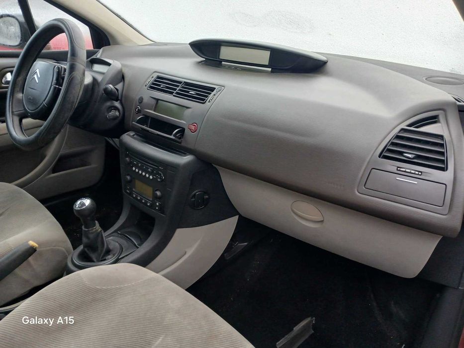 Dezmembrez Citroen C4 1.6 Benzina Din 2006-NFU