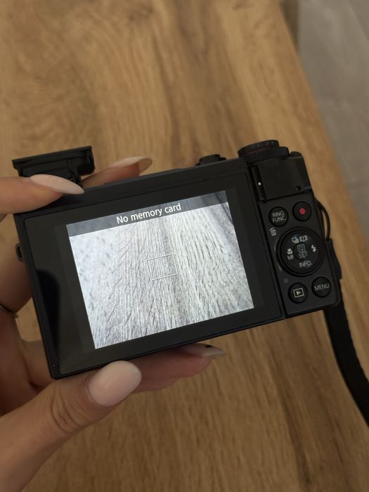 Canon mark ii g7x БЕЗ КОМЕНТАР НА ЦЕНАТА