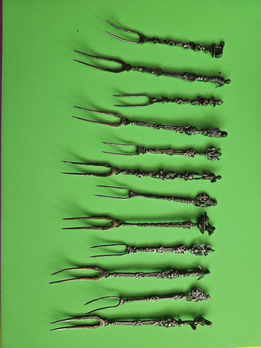 Set furculite argint