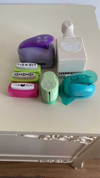 Фигурные дыроколы для скрапбукинга. Все за 2 тыс.