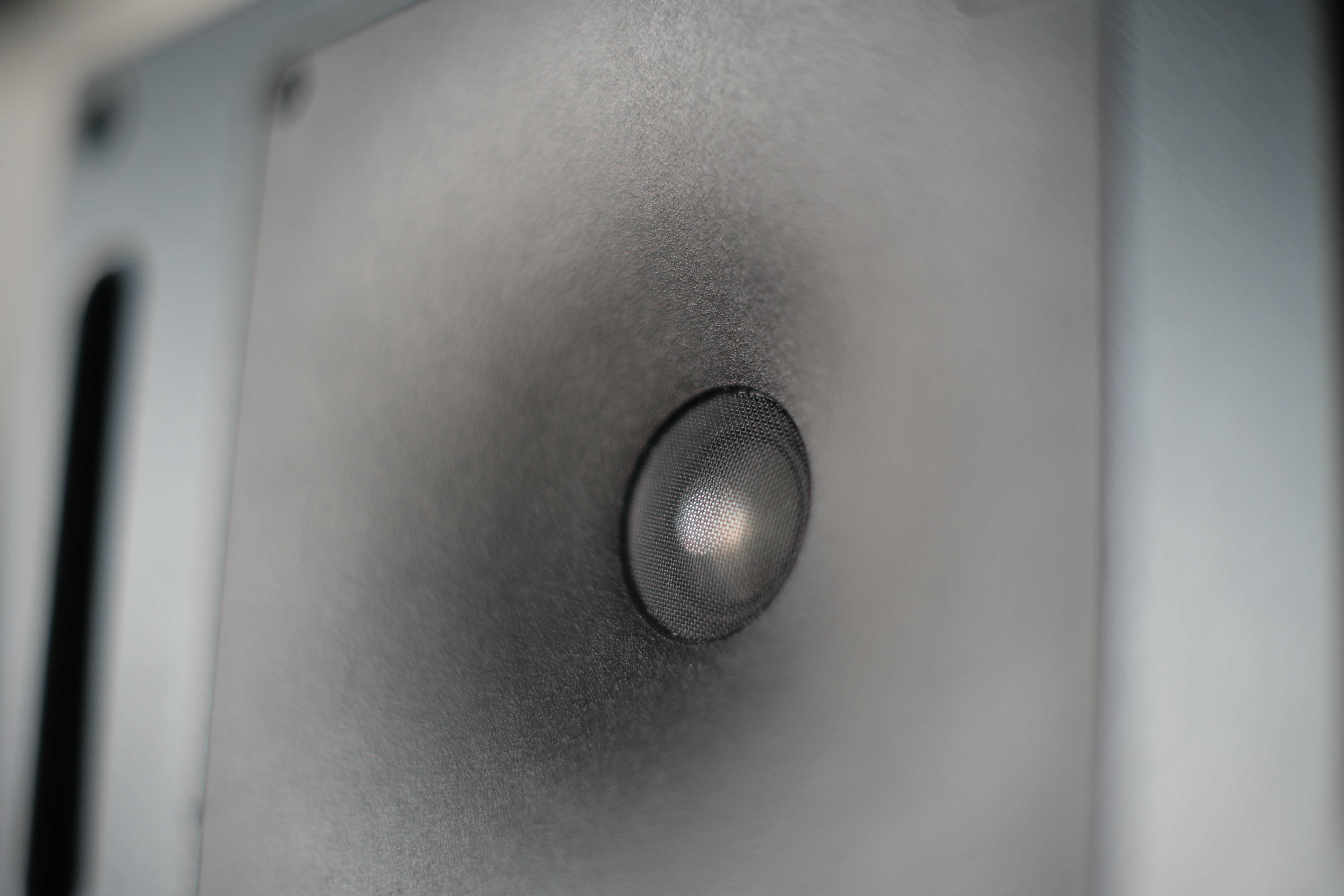GENELEC 1032 Двойка студийни монитори Eталон професионалния мониторинг