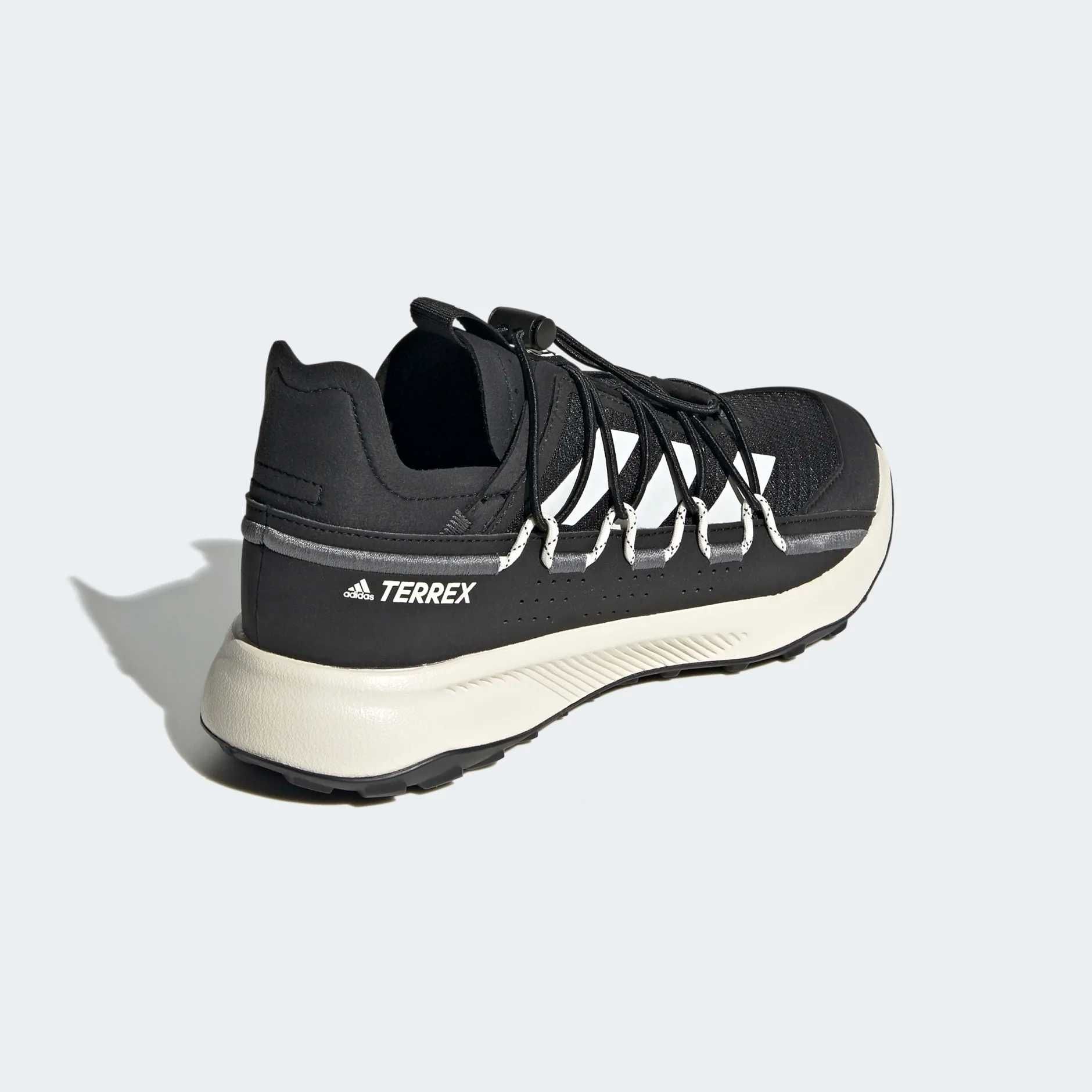 Оригинални мъжки  маратонки * ADIDAS TERREX VOYAGER 21  *  EU 41 2/3