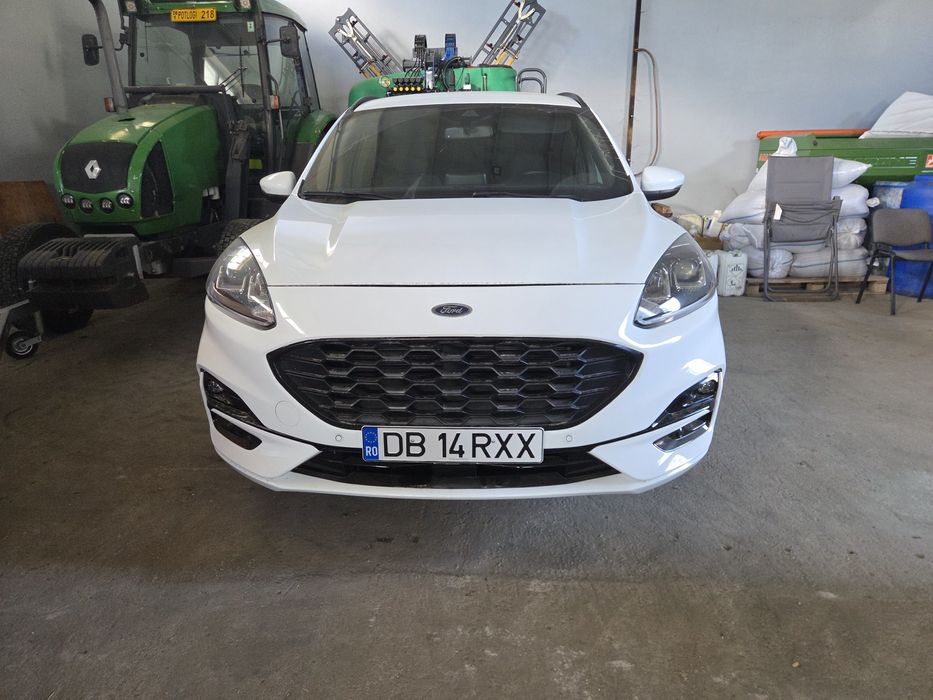 Ford Kuga Model ST Line, Hybrid ,4x4, Tva Deductibil