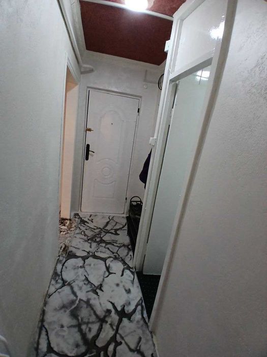 Фрунзиский Хумо клиникаси 1 хонали квартира ижарага берилади.ID: 1485