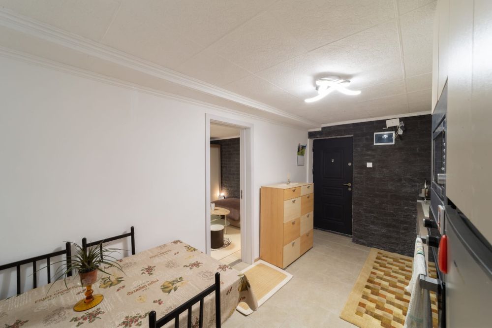 Inchiriez apartament 1 camera