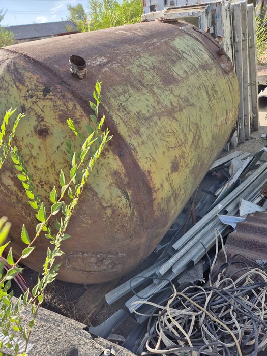 Продам бочка для житкости цестерна