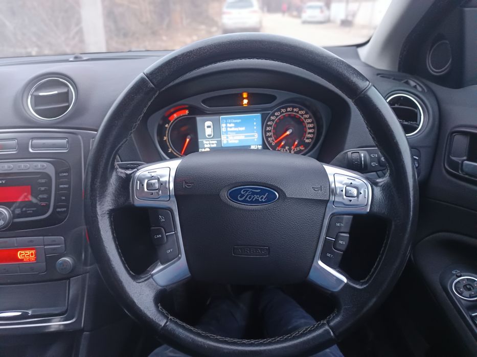 Ford Mondeo 1.8 TDCI на части