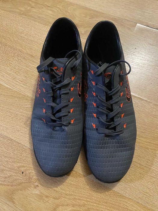 Ghete de fotbal sintetice "Gabis",