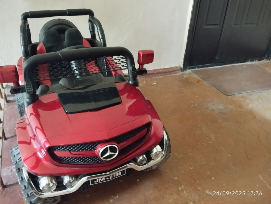 Mashina 4x4 bolalar uchun